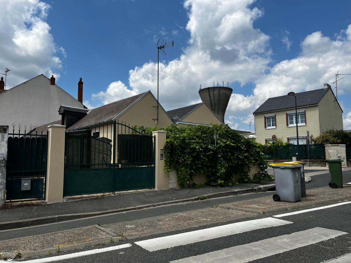 Studios Au Quartier Pavillonnaire Rue D Ambert Orléans Exterior photo